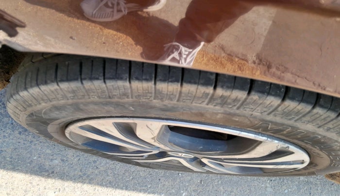 2023 Tata TIGOR XZ PLUS CNG, Petrol, Manual, 81,122 km, tyre