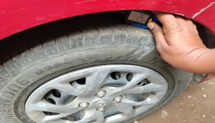 2017 Hyundai Grand i10 MAGNA 1.2 KAPPA VTVT, Petrol, Manual, 61,563 km, tyre