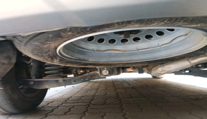 2023 Mahindra XUV700 AX 5 P MT 7 STR, Petrol, Manual, 27,968 km, tyre