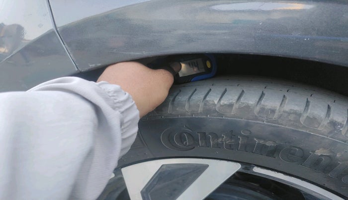 2021 Hyundai NEW I20 SPORTZ 1.5 MT, Diesel, Manual, 89,113 km, tyre