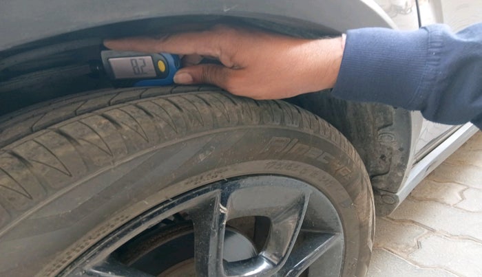 2019 Maruti IGNIS ALPHA 1.2 AMT, Petrol, Automatic, 59,543 km, tyre