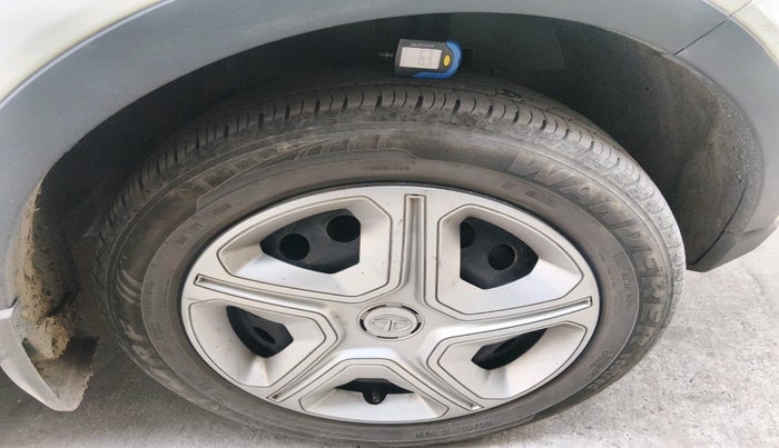 2022 Tata NEXON XM PLUS SUNROOF DIESEL, Diesel, Manual, 97,842 km, tyre