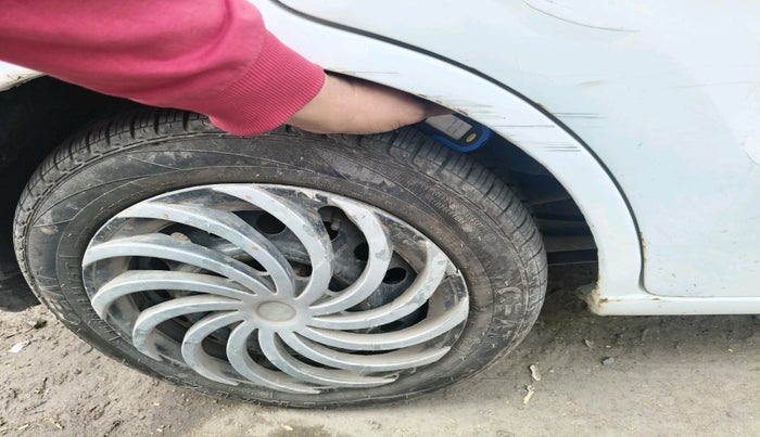 2015 Maruti Wagon R 1.0 VXI, Petrol, Manual, 40,019 km, tyre