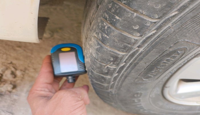 2014 Hyundai i20 ASTA 1.2, Petrol, Manual, 46,500 km, tyre