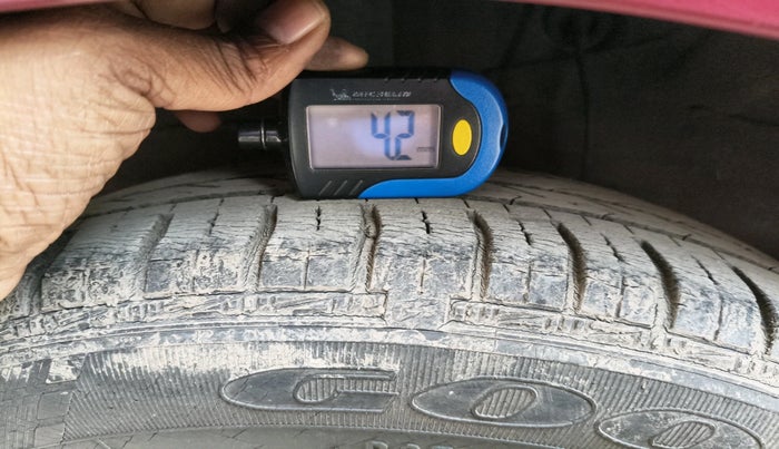 2016 Hyundai Grand i10 ASTA 1.2 KAPPA VTVT, Petrol, Manual, 64,421 km, tyre