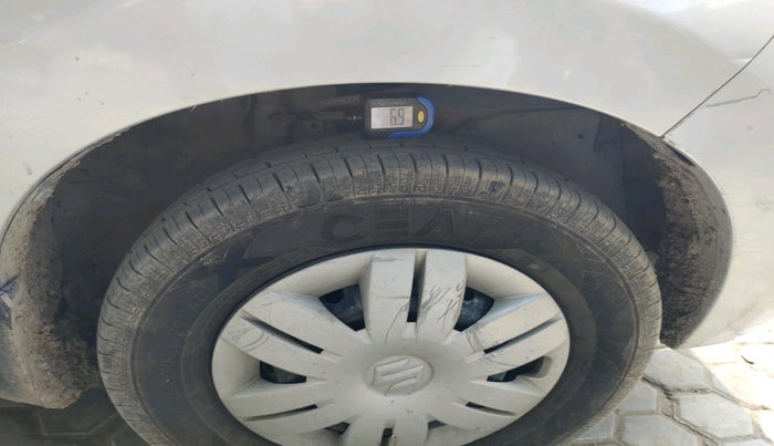 2022 Maruti Alto LXI OPT CNG, Petrol, Manual, 60,394 km, tyre