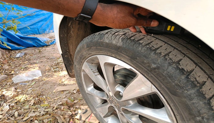 2017 Hyundai Elite i20 ASTA 1.2, Petrol, Manual, 1,10,297 km, tyre