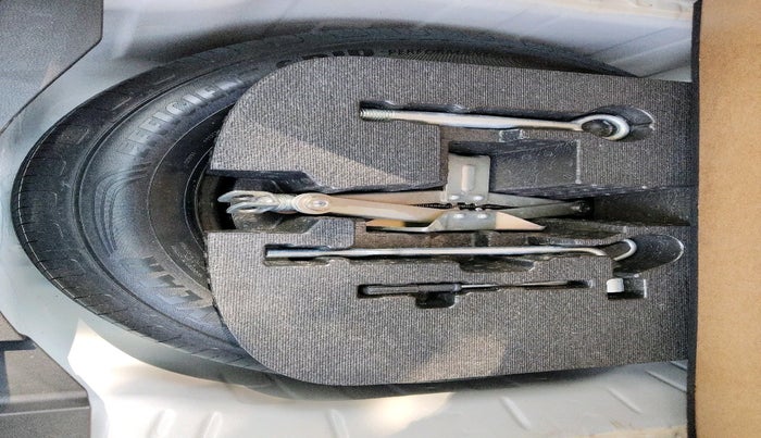 2024 Honda ELEVATE ZX CVT, Petrol, Automatic, 22,201 km, tyre