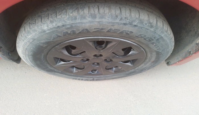 2017 Hyundai Elite i20 MAGNA EXECUTIVE 1.2, Petrol, Manual, 43,576 km, tyre