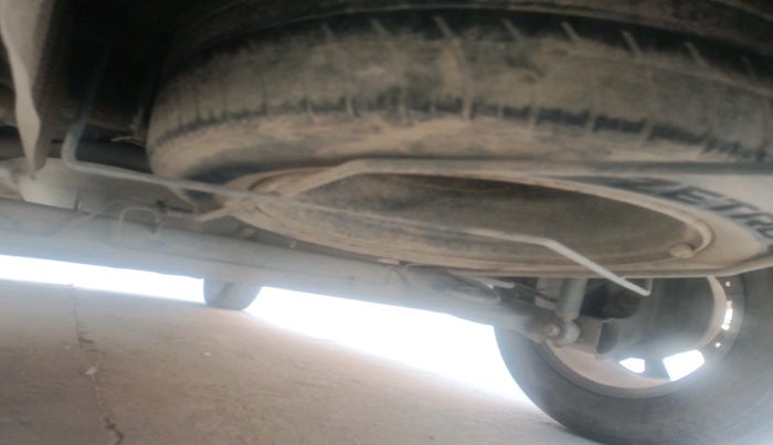 2016 Nissan Terrano XL (D), Diesel, Manual, 2,11,446 km, tyre