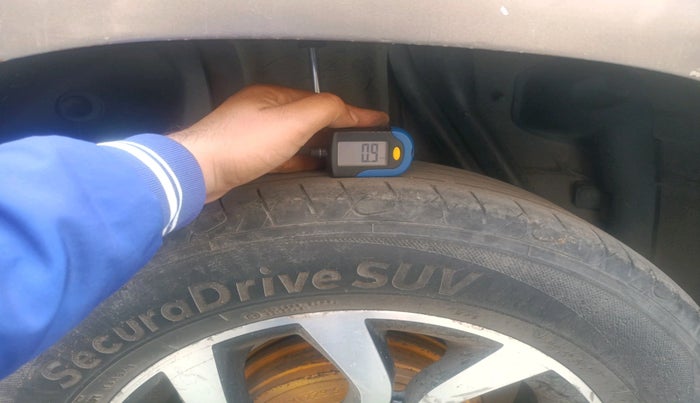 2016 Nissan Terrano XL (D), Diesel, Manual, 2,11,446 km, tyre