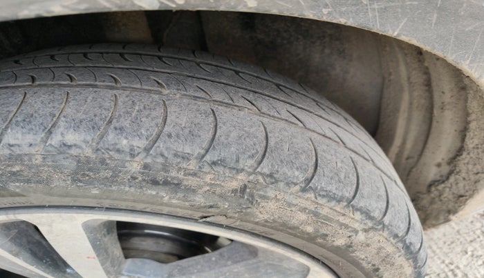 2022 Tata ALTROZ XZ PETROL, Petrol, Manual, 1,31,131 km, tyre