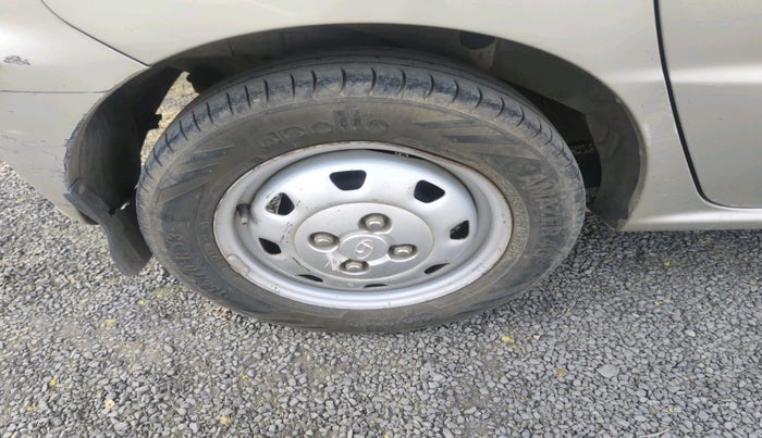 2011 Hyundai Santro Xing GL PLUS, Petrol, Manual, 90,143 km, tyre