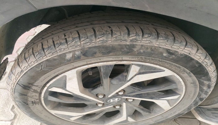 2021 Hyundai Creta EX 1.5 PETROL, Petrol, Manual, 80,480 km, tyre