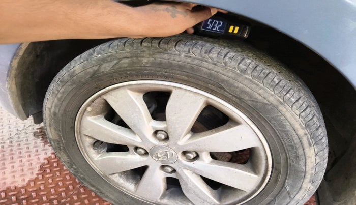 2014 Hyundai Xcent SX 1.2, Petrol, Manual, 41,121 km, tyre