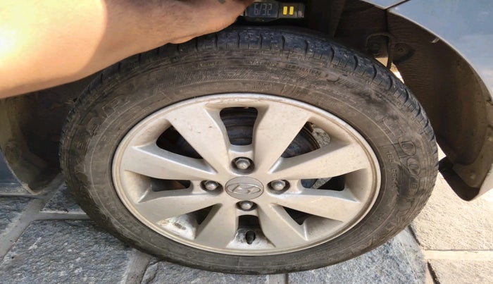 2014 Hyundai Xcent SX 1.2, Petrol, Manual, 41,121 km, tyre