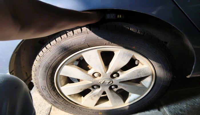 2014 Hyundai Xcent SX 1.2, Petrol, Manual, 41,121 km, tyre