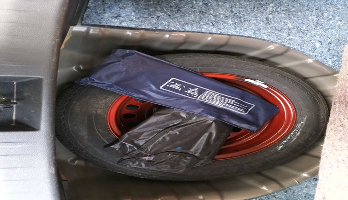 2022 Nissan MAGNITE XV PREMIUM TURBO CVT, Petrol, Automatic, 18,385 km, tyre