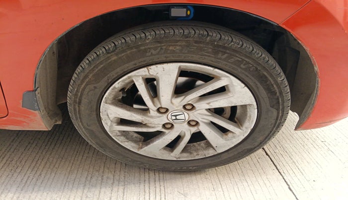 2015 Honda Jazz 1.2L I-VTEC V, Petrol, Manual, 32,559 km, tyre