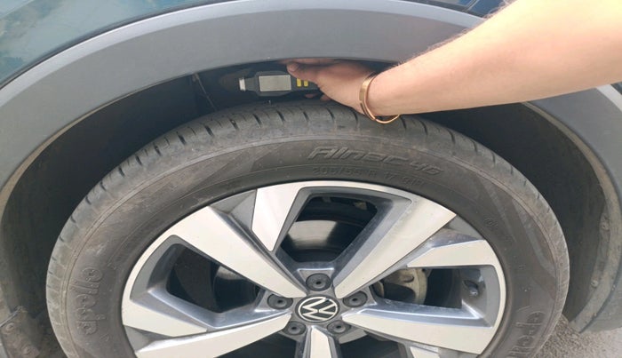 2024 Volkswagen TAIGUN TOPLINE 1.0 TSI MT, Petrol, Manual, 7,292 km, tyre