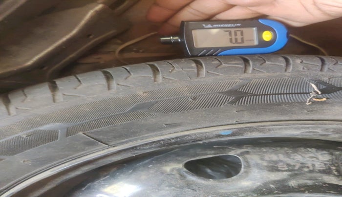 2011 Maruti Alto K10 VXI, Petrol, Manual, 93,974 km, tyre