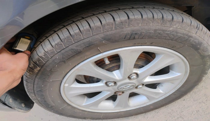 2014 Hyundai Grand i10 ASTA 1.1 CRDI, Diesel, Manual, 1,39,005 km, tyre