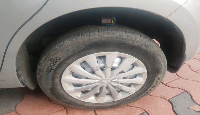 2018 Maruti Swift LXI, Petrol, Manual, 54,955 km, tyre