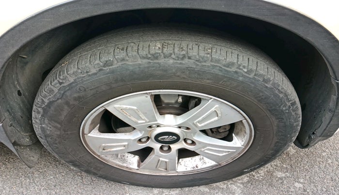 2013 Mahindra XUV500 W8, Diesel, Manual, 1,09,636 km, tyre