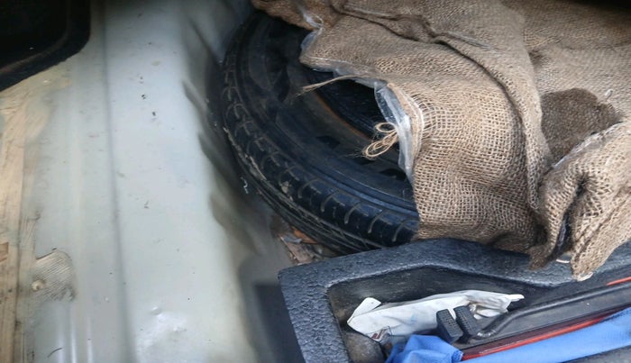 2016 Maruti Ciaz VDI (O) SHVS, Diesel, Manual, 1,30,501 km, tyre