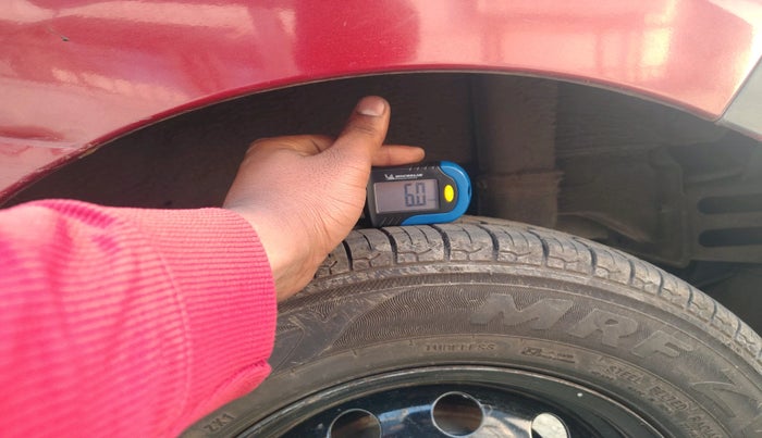 2012 Hyundai Eon ERA +, Petrol, Manual, 42,944 km, tyre