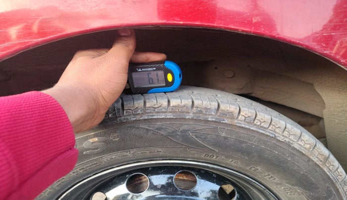 2012 Hyundai Eon ERA +, Petrol, Manual, 42,944 km, tyre