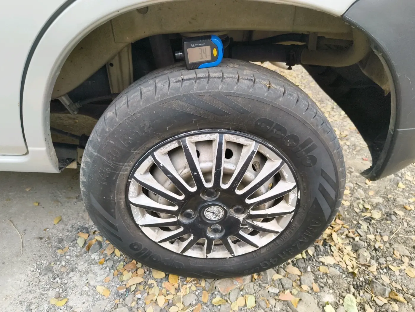 2012 Maruti Alto LXI, Petrol, Manual, 1,02,600 km, tyre