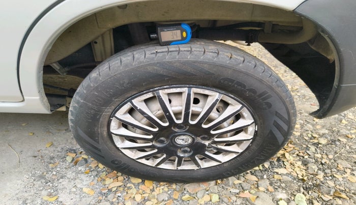 2012 Maruti Alto LXI, Petrol, Manual, 1,02,600 km, tyre