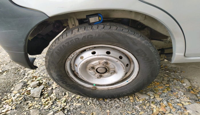 2012 Maruti Alto LXI, Petrol, Manual, 1,02,600 km, tyre