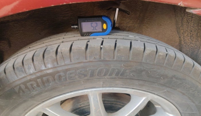 2012 Mahindra Verito 1.5 D6, Diesel, Manual, 1,39,055 km, tyre