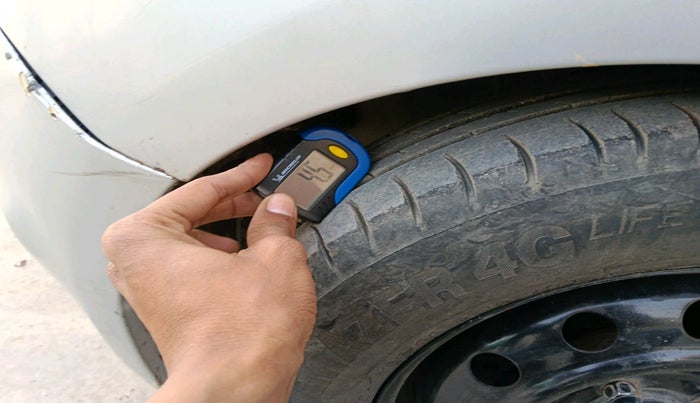 2014 Hyundai i10 MAGNA 1.1, Petrol, Manual, 66,668 km, tyre