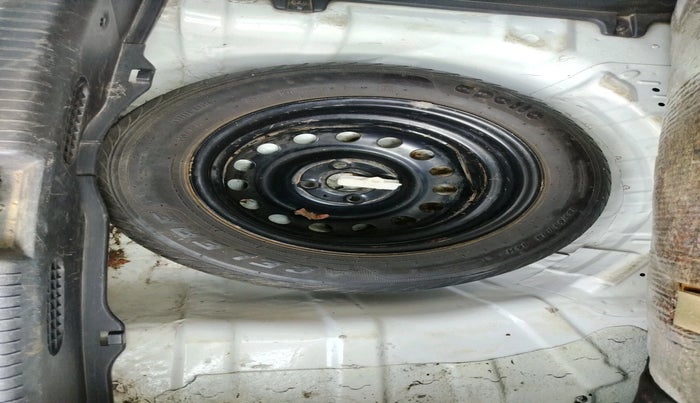 2013 Hyundai i20 SPORTZ 1.4 CRDI, Diesel, Manual, 1,26,024 km, tyre