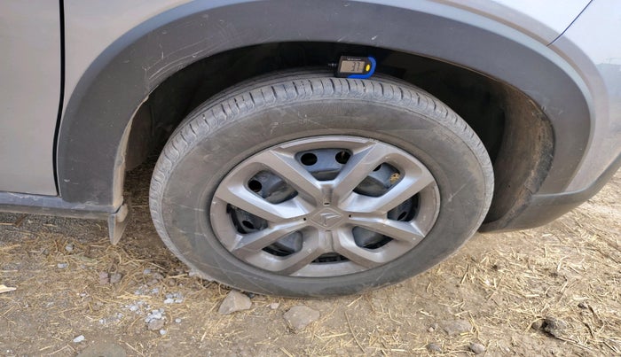 2023 CITROEN C3 FEEL 1.2, Petrol, Manual, 16,216 km, tyre