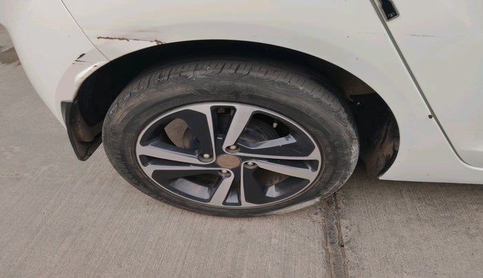 2023 Tata ALTROZ XZ PLUS SUNROOF CNG, Petrol, Manual, 68,473 km, tyre