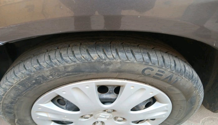 2012 Honda Brio S MT, Petrol, Manual, 36,155 km, tyre