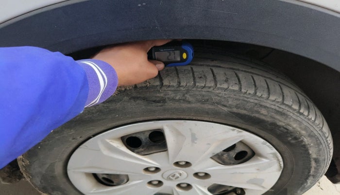 2018 Hyundai Creta E PLUS 1.4 DIESEL, Diesel, Manual, 1,32,148 km, tyre