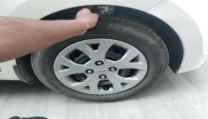 2016 Hyundai Grand i10 SPORTZ 1.2 KAPPA VTVT, Petrol, Manual, 84,034 km, tyre