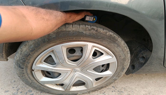 2023 Tata ALTROZ XM PLUS PETROL, Petrol, Manual, 19,632 km, tyre