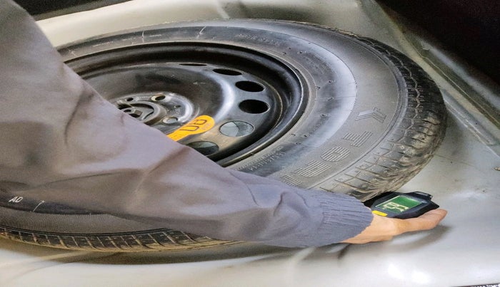 2015 Fiat Punto EVO EMOTION 1.3 MULTIJET, Diesel, Manual, 79,448 km, tyre