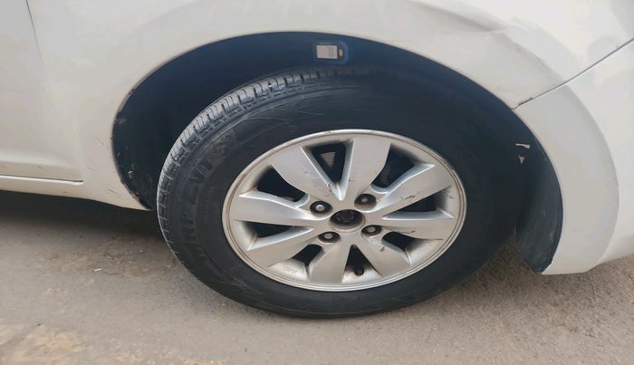 2014 Hyundai i20 SPORTZ 1.2, Petrol, Manual, 55,793 km, tyre