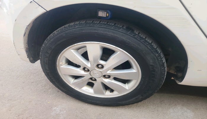 2014 Hyundai i20 SPORTZ 1.2, Petrol, Manual, 55,793 km, tyre