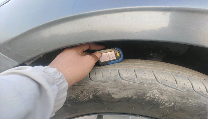 2023 Hyundai NEW I20 ASTA (O) 1.2 MT, Petrol, Manual, 14,615 km, tyre