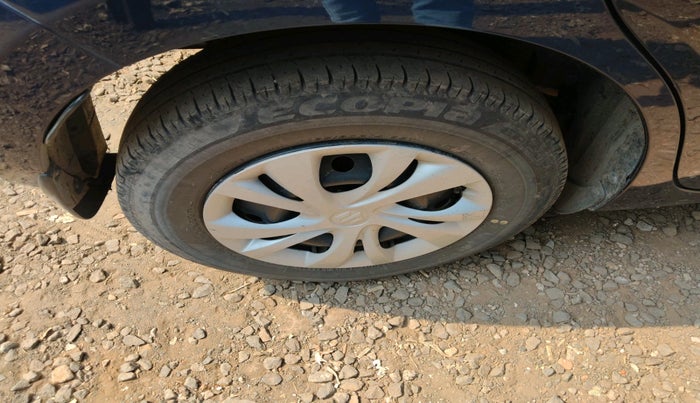 2023 Maruti Swift VXI, Petrol, Manual, 23,221 km, tyre