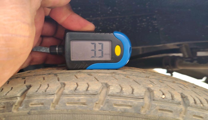 2015 Maruti Alto K10 VXI, Petrol, Manual, 94,603 km, tyre