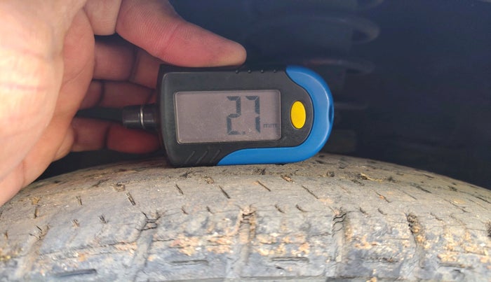 2015 Maruti Alto K10 VXI, Petrol, Manual, 94,603 km, tyre